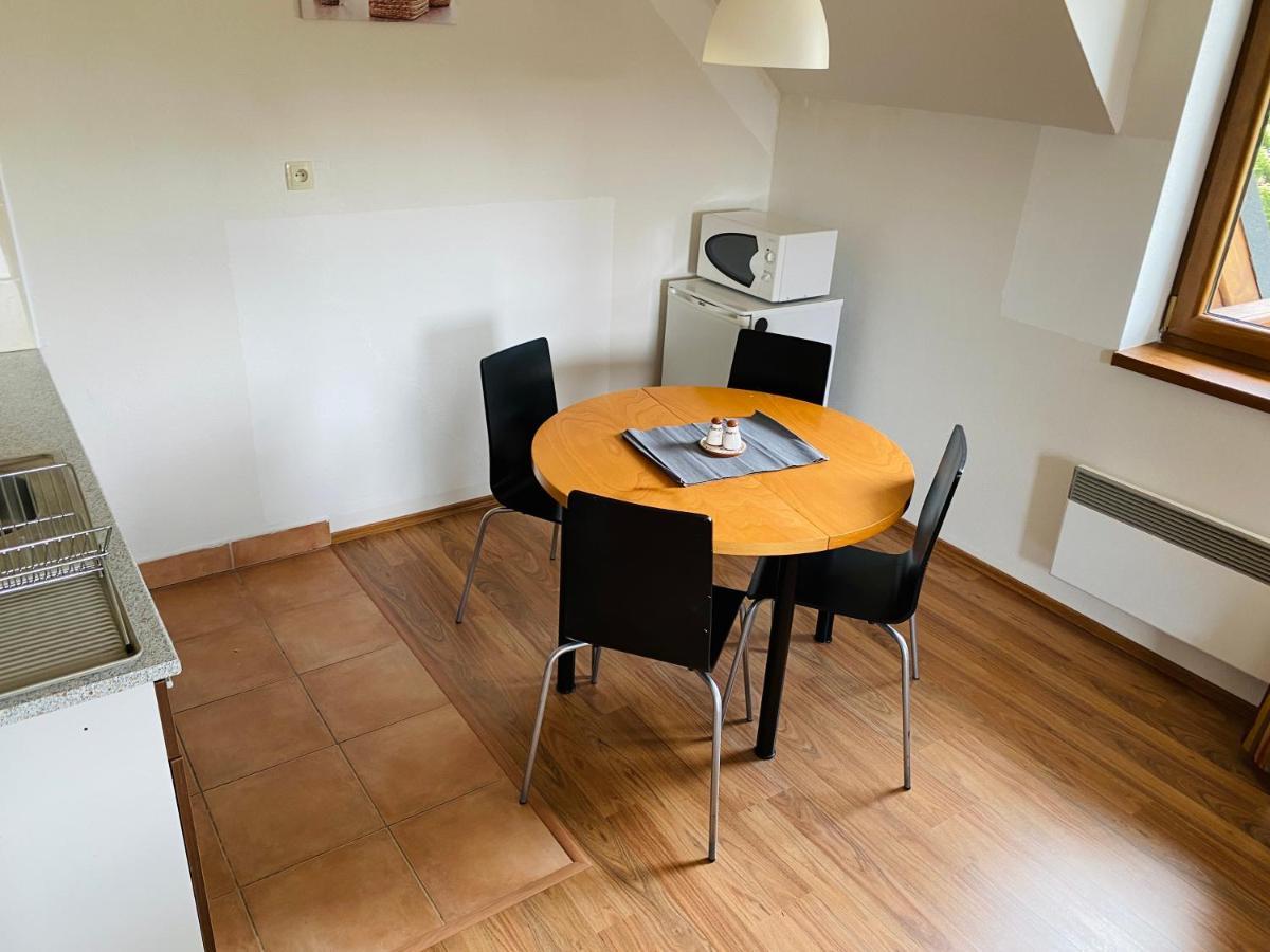 Apartman Kamzik Teo ドノヴァリ エクステリア 写真