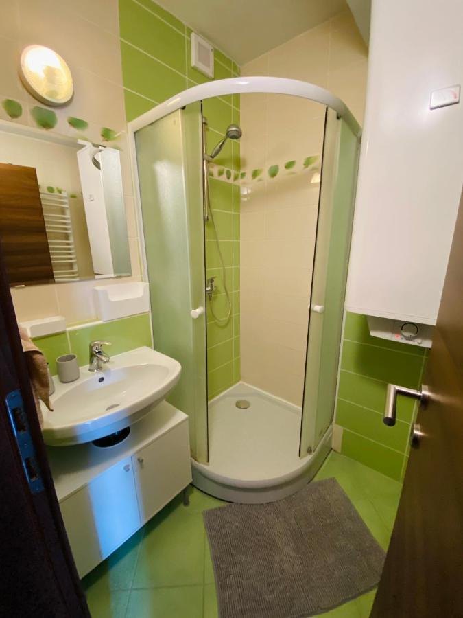 Apartman Kamzik Teo ドノヴァリ エクステリア 写真